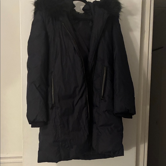 DKNY Midnight Puffer Coat with Faux Fur Trim - Picture 2 of 11